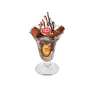 プレミアムパフェMadewithKITKAT(R)