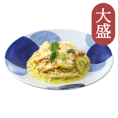 ８２【大盛】厚切りベーコンのレモンジェノベーゼクリーム